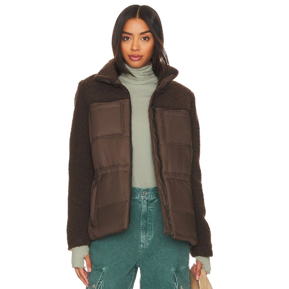 Soia & Kyo Izzie Chocolate Brown Quilted & Sherpa Hybrid Jacket Utility Chic M
